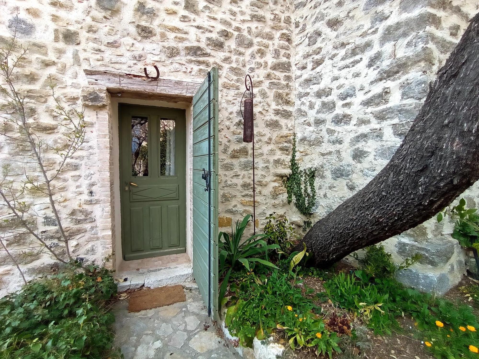 La Fontaine Bed and Breakfast Bargème Værelse billede